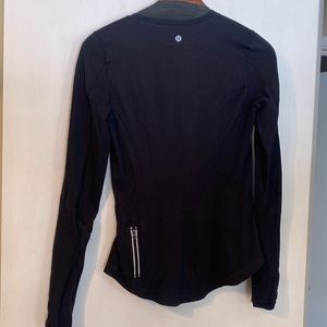 lululemon long sleeve black shirt